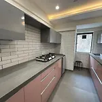 Luxurious 2 Bhk Apartment & Workspace On Juhu Tara Road
