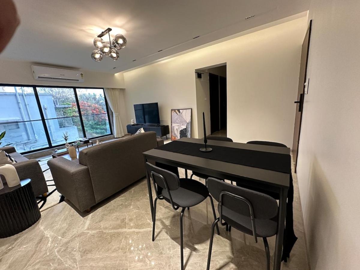 Luxurious 2 Bhk & Workspace On Juhu Tara Road Apartament Bombaj