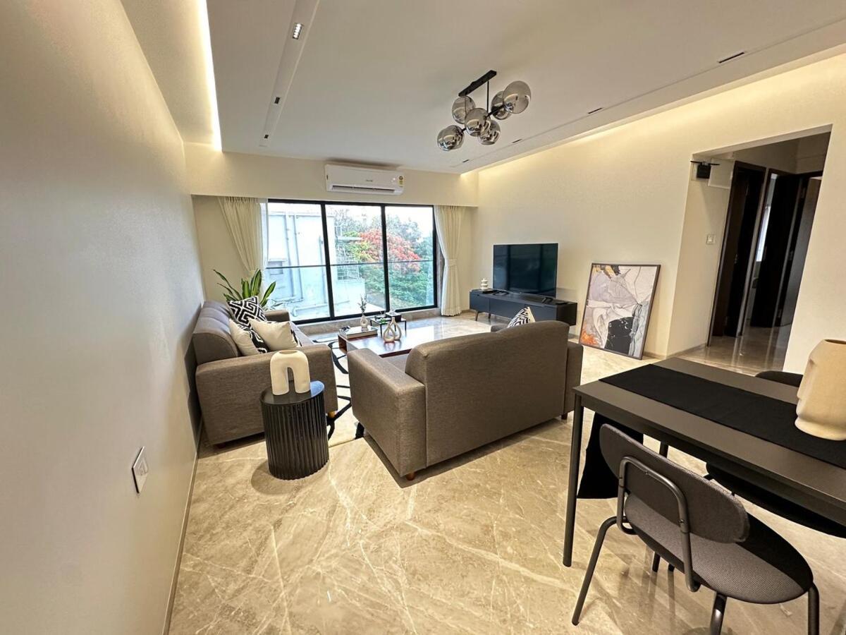 Luxurious 2 Bhk & Workspace On Juhu Tara Road Apartament *
